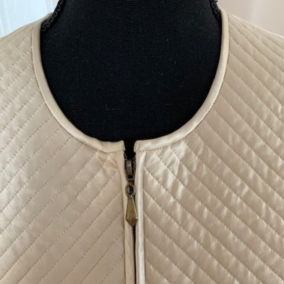 Vintage Zipped Vest - Picture 1 of 5